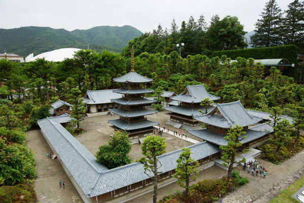 Quần thể kiến trúc Phật giáo Horyuji