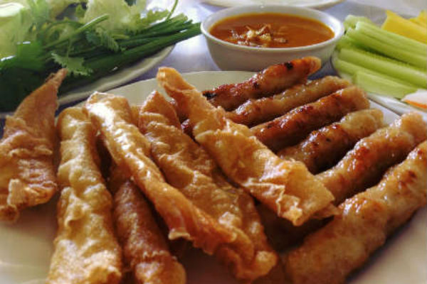 Nem nướng Ninh Hòa đặc sản Nha Trang