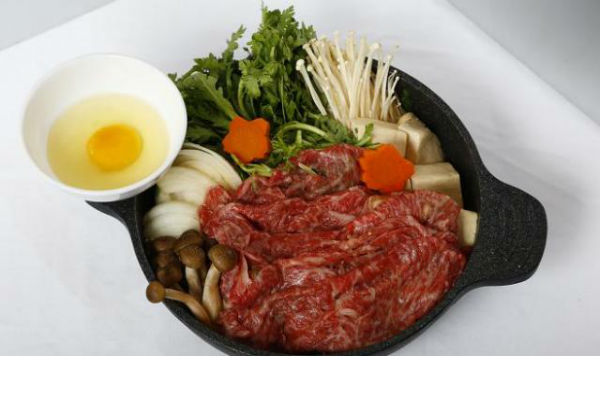 lẩu sukiyaki Nhật Bản