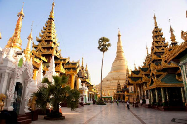 Chùa Đá Vàng ở Myanmar
