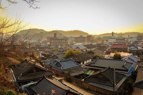 ngôi làng Jeonju ở Hàn Quốc