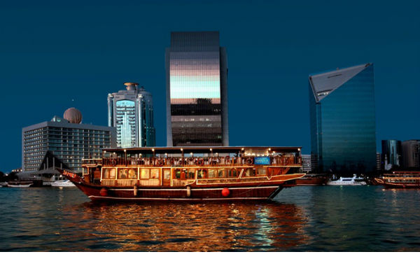 du thuyền Dhow tại Dubai