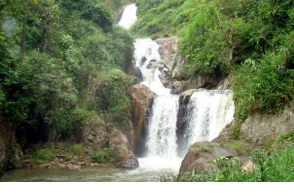 thác Mơ ở Tuyên Quang