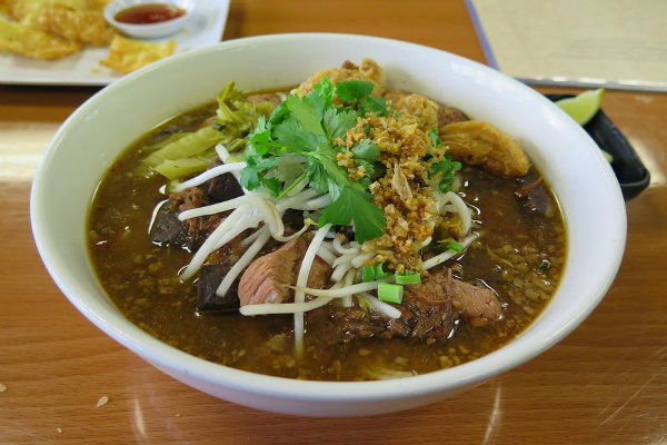 Món bún Khanom Jeen Nam Ngiao của Chiang Mai 