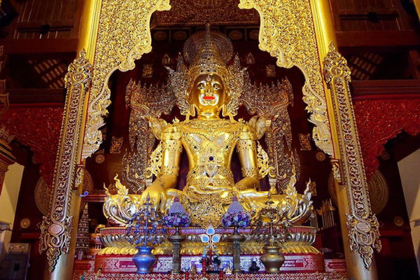 chùa Wat Ku Tao ở Chiang Mai 