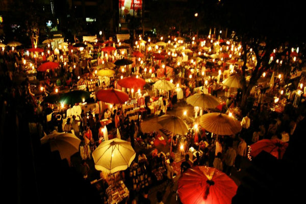 Chợ đêm Bazaar Chiang Mai