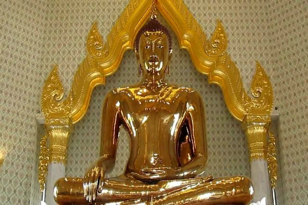 Chùa Phật Vàng ở Bangkok