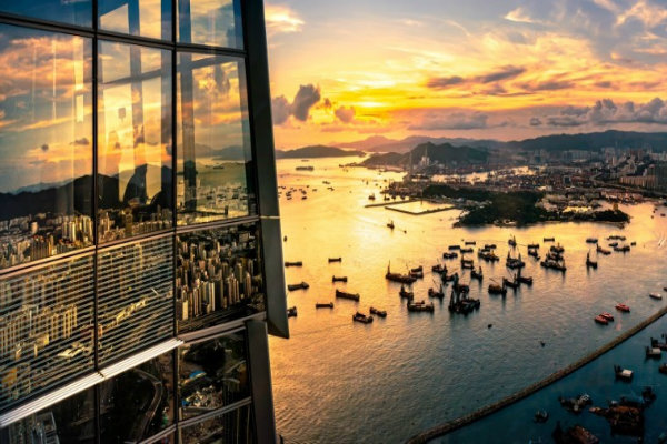 Tòa nhà Sky 100 ở Hong Kong